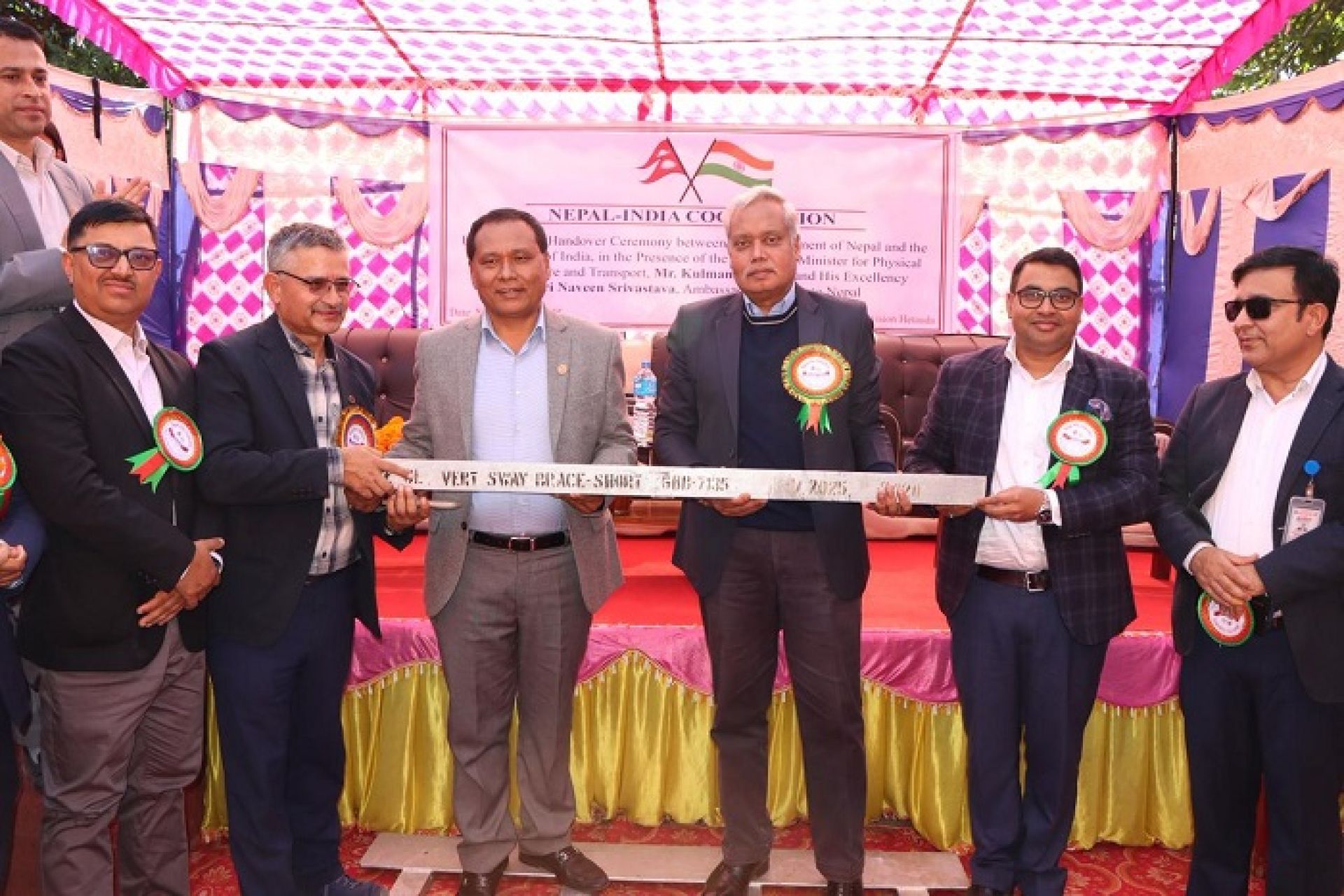 भारतले दियो नेपाललाई थप १० वटा बेली ब्रिज, एक हप्ताभित्र आइपुग्ने